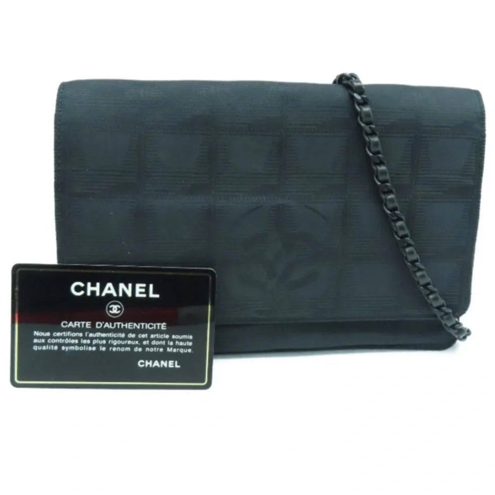 CHANEL CROSSBODY WOC - Picture 1 of 16